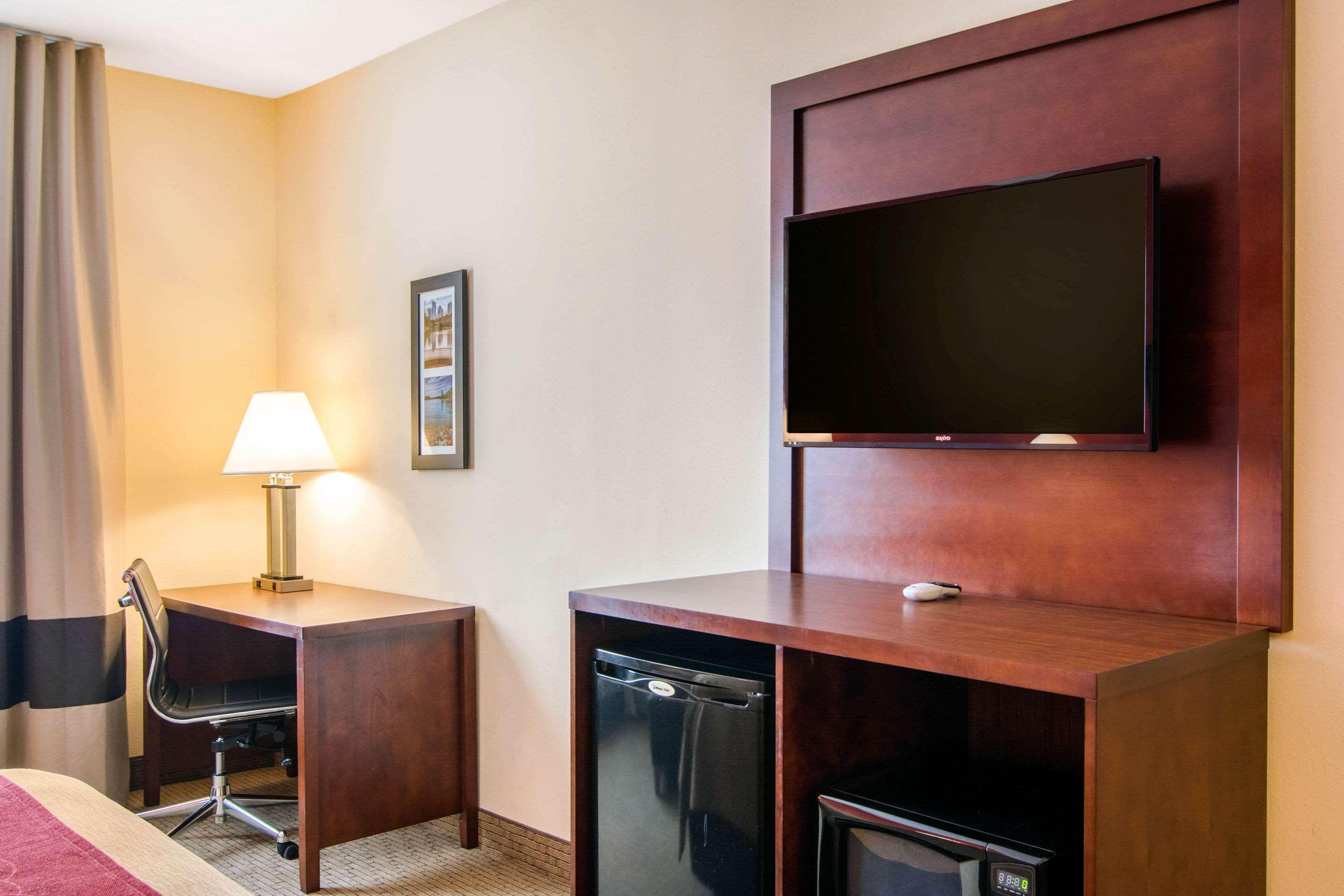 Comfort Inn & Suites Villa Rica Εξωτερικό φωτογραφία
