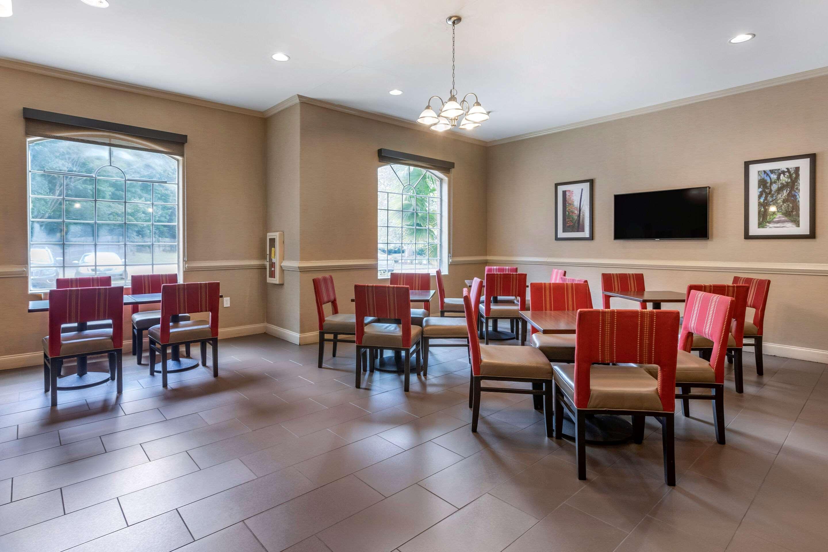 Comfort Inn & Suites Villa Rica Εξωτερικό φωτογραφία
