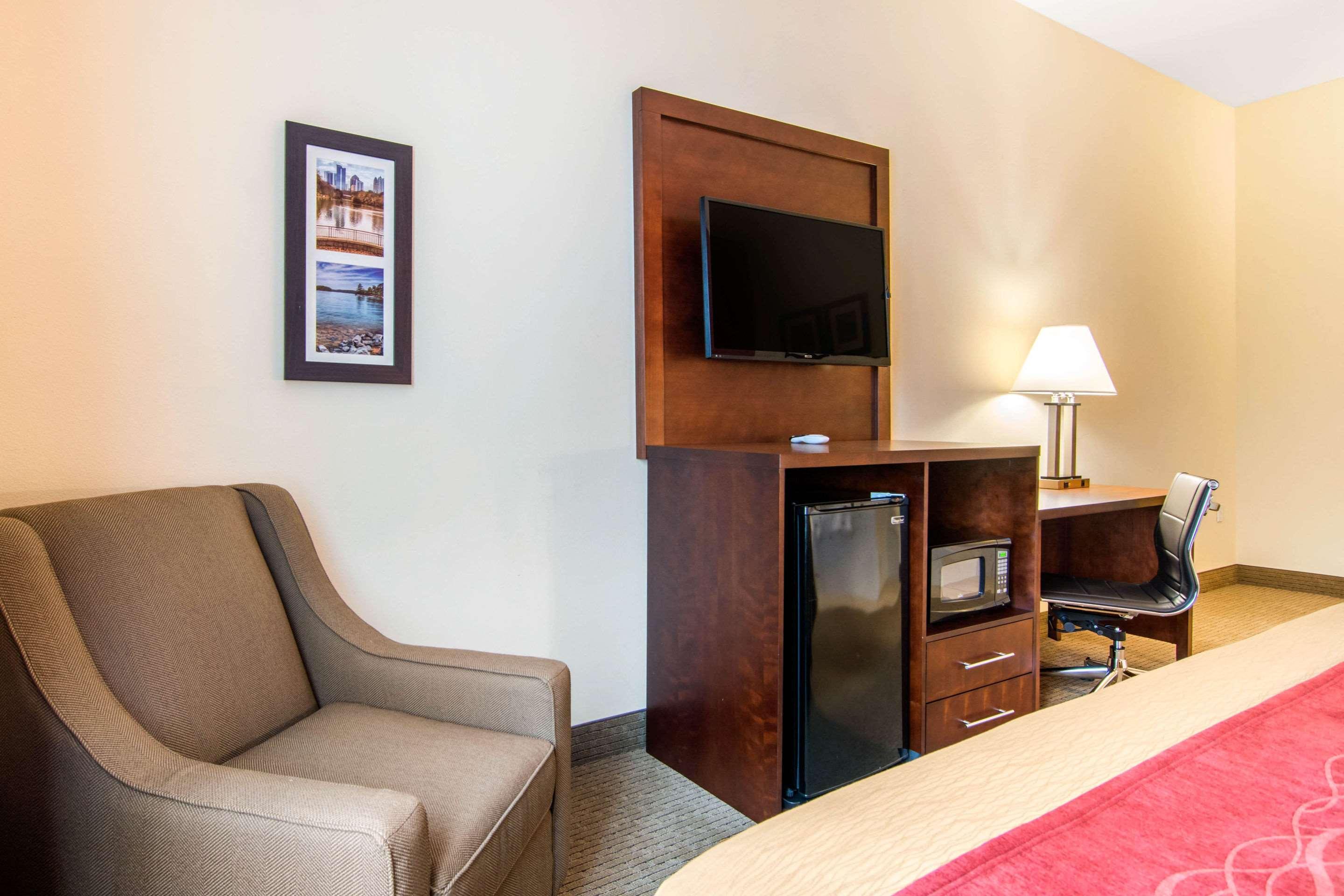 Comfort Inn & Suites Villa Rica Εξωτερικό φωτογραφία