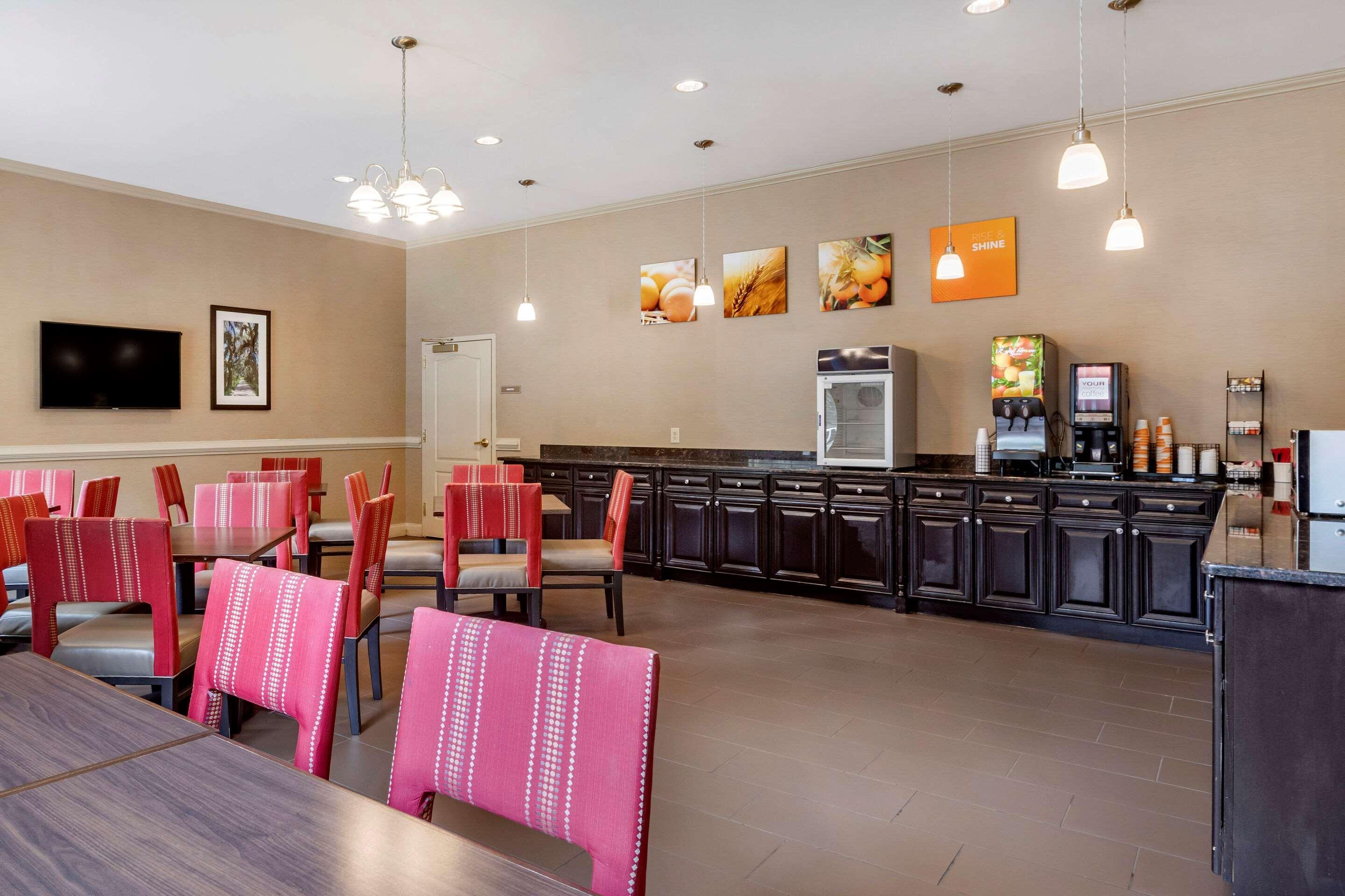 Comfort Inn & Suites Villa Rica Εξωτερικό φωτογραφία